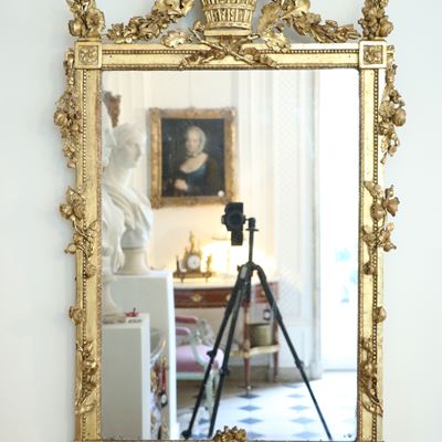 Miroir en bois doré d'époque Louis XVI