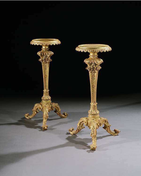 A PAIR OF GEORGE II GILTWOOD TORCHÈRES

