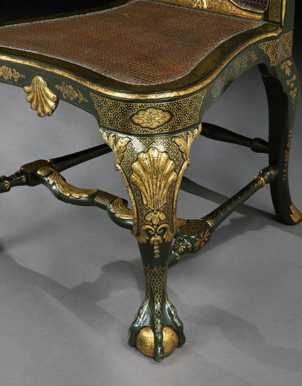 A PAIR OF GEORGE I GREEN JAPANNED SIDE CHAIRS ATTRIBUTED TO GILES GRENDEY