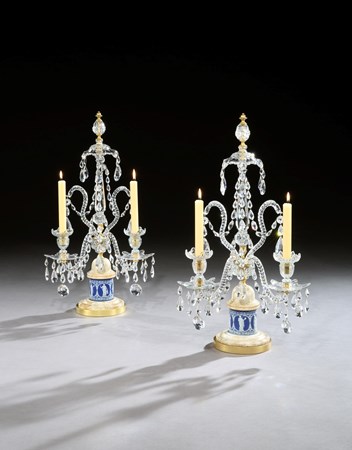 A PAIR OF GEORGE III CUT GLASS CANDELABRA ATTRIBUTED TO WILLIAM PARKER
