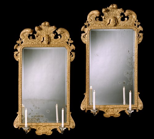 A PAIR OF GEORGE I GESSO MIRRORS