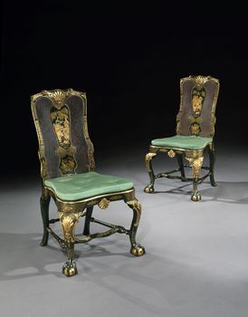 A PAIR OF GEORGE I GREEN JAPANNED SIDE CHAIRS ATTRIBUTED TO GILES GRENDEY