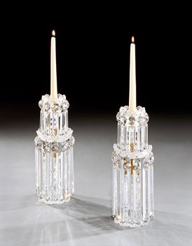 A PAIR OF WILLIAM IV CUT GLASS CANDLESTICKS ATTRIBUTED TO JOHN BLADES
